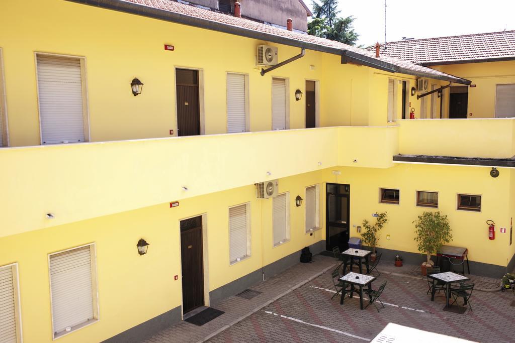 Hotel Al Corso لينيانو المظهر الخارجي الصورة