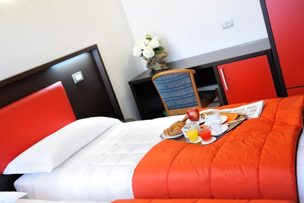 Hotel Al Corso لينيانو الغرفة الصورة